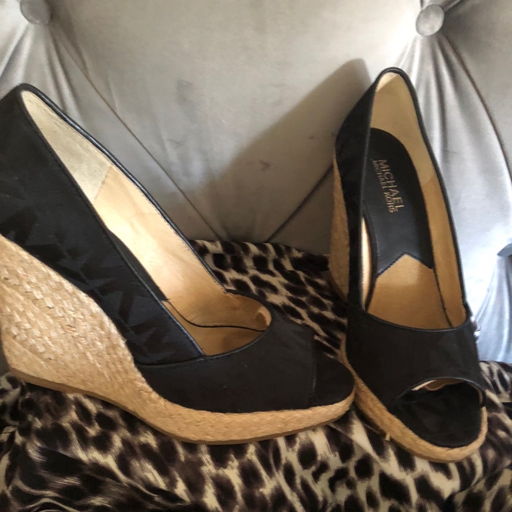 Michael Kira Wedges